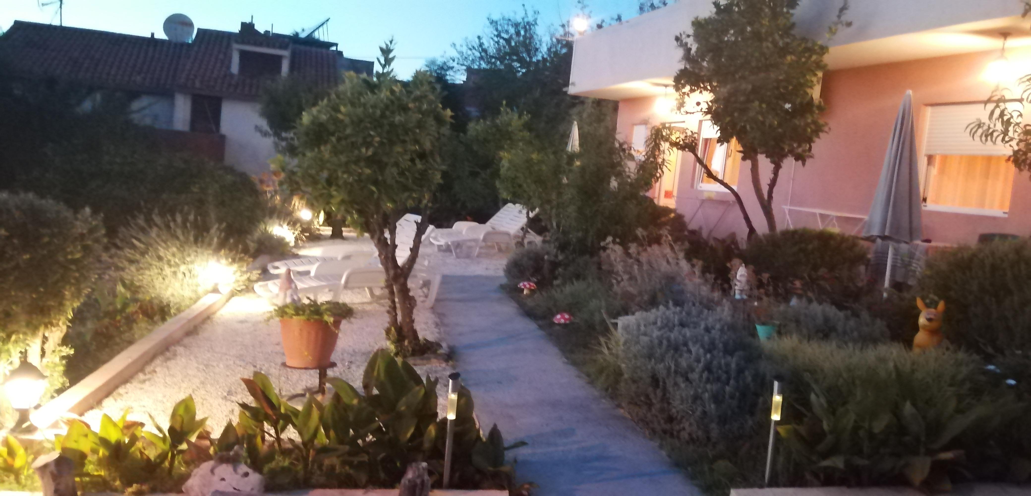 Villa Luketa بودْسْتغانا المظهر الخارجي الصورة